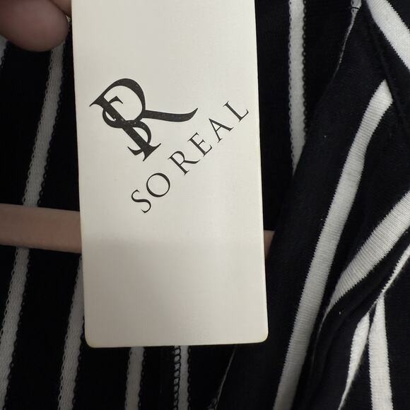 So Real Bodcon Jumpsuit size Medium Black White Striped Long Sleeve collared New - Picture 11 of 11